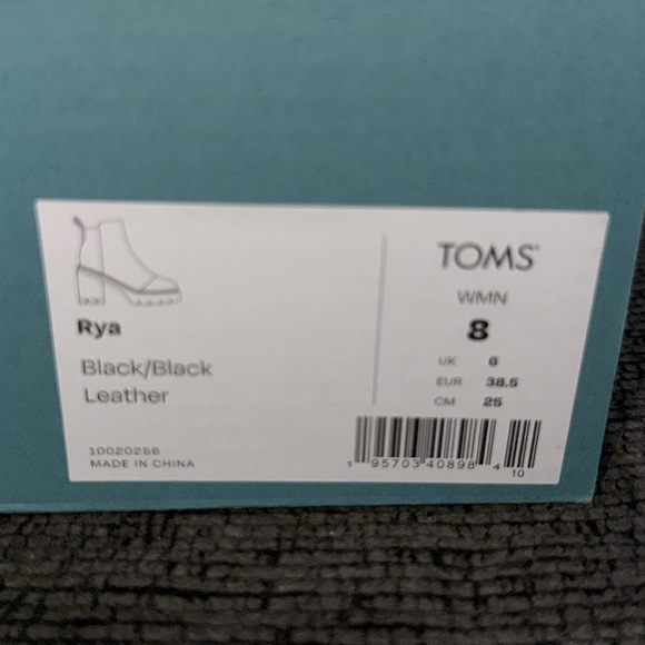 NWT TOMS Rya Black Ankle Boots - Picture 7 of 8